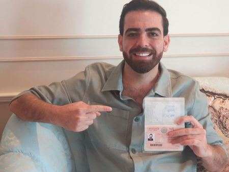 الإقامة الذهبية للسيد اياد النقيب في الإمارات